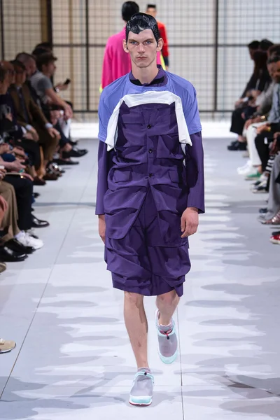 Look 22